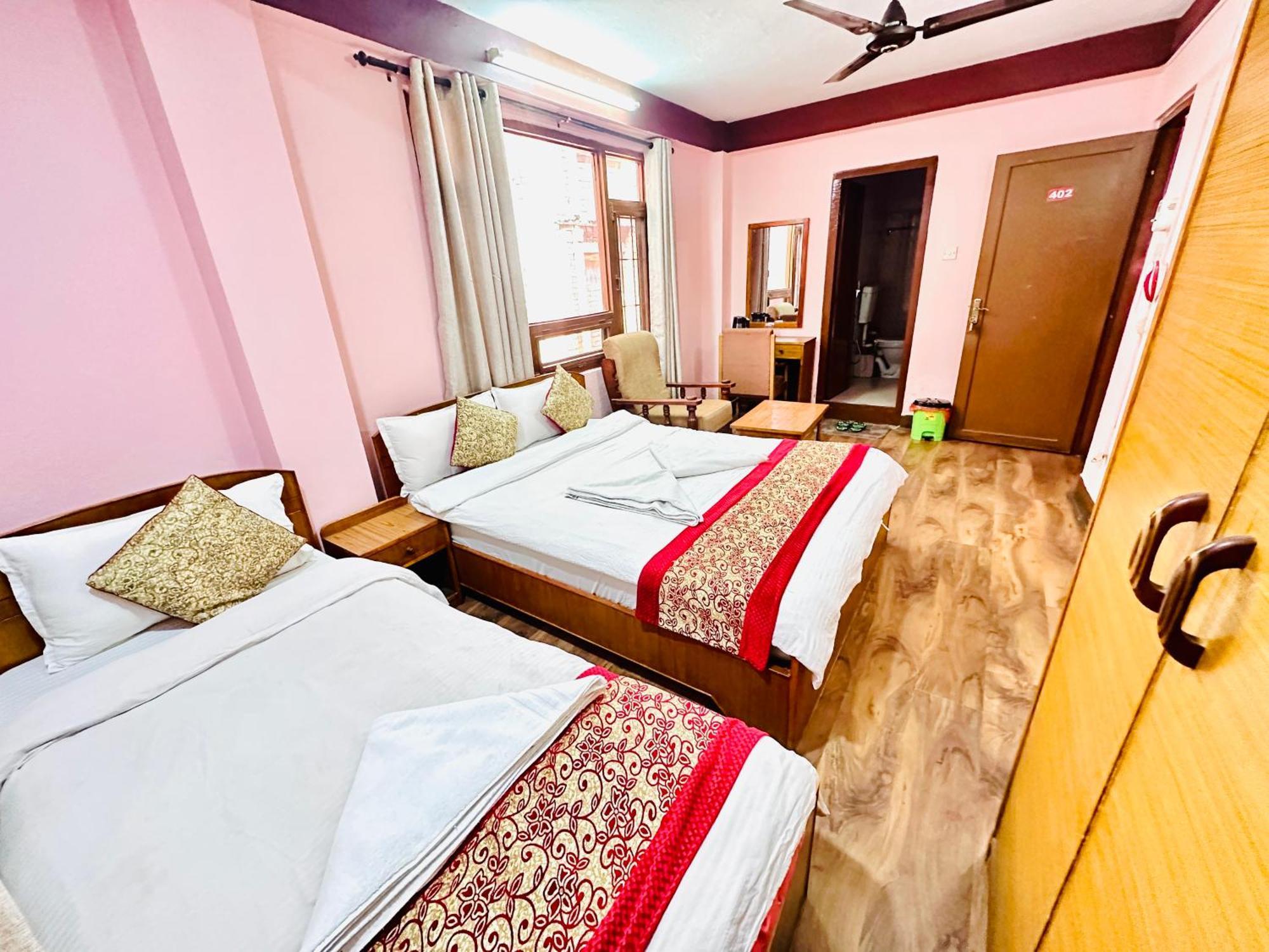 Hotel Green Orchid Kathmandu Esterno foto