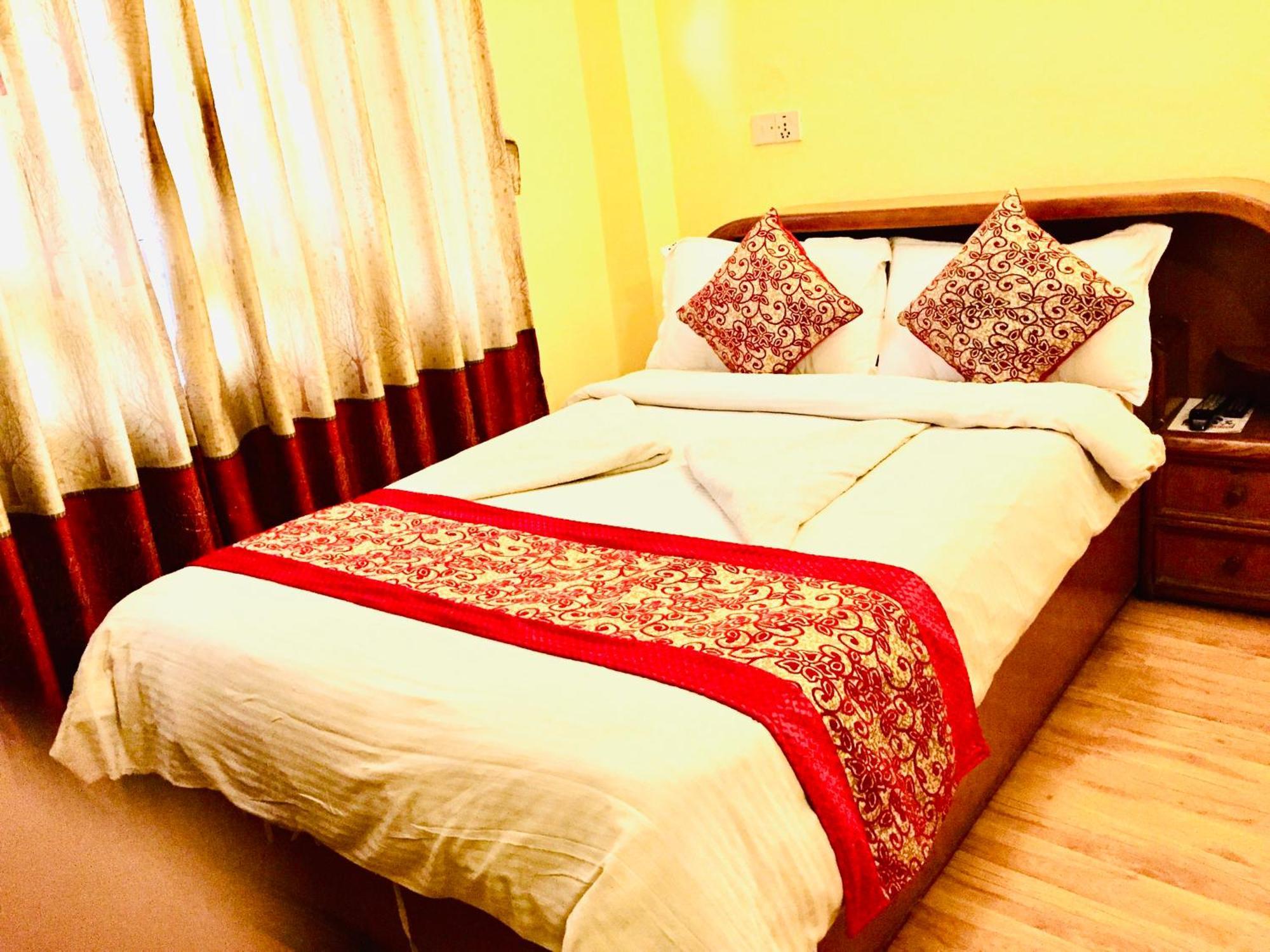 Hotel Green Orchid Kathmandu Esterno foto