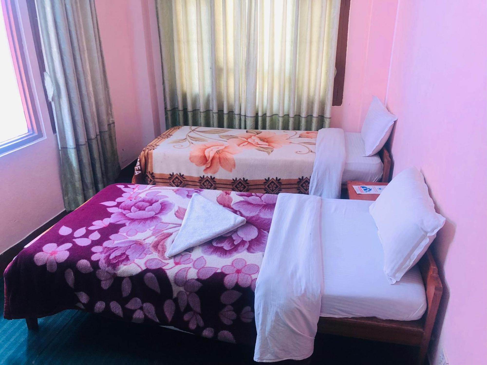 Hotel Green Orchid Kathmandu Esterno foto
