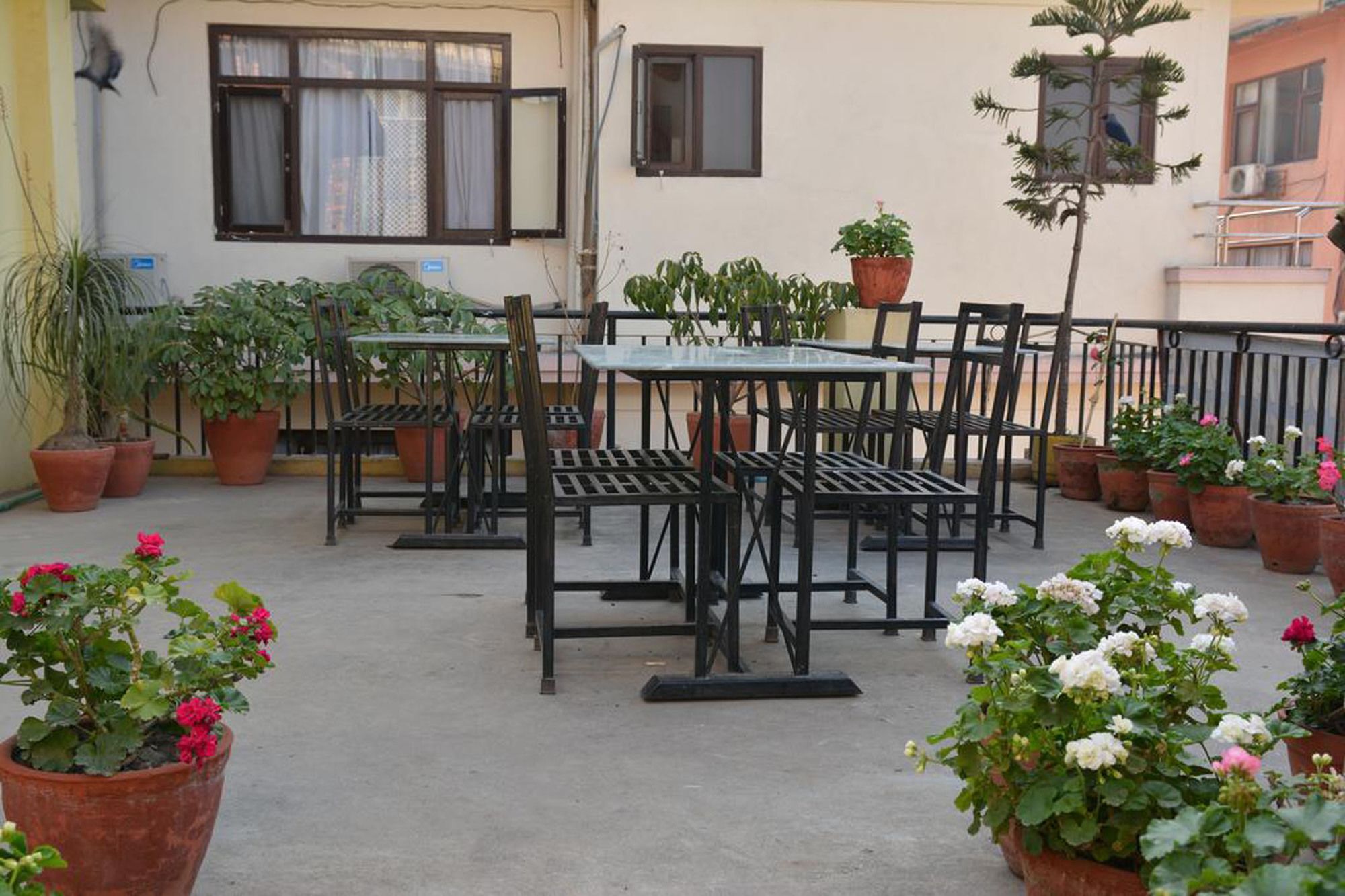 Hotel Green Orchid Kathmandu Esterno foto